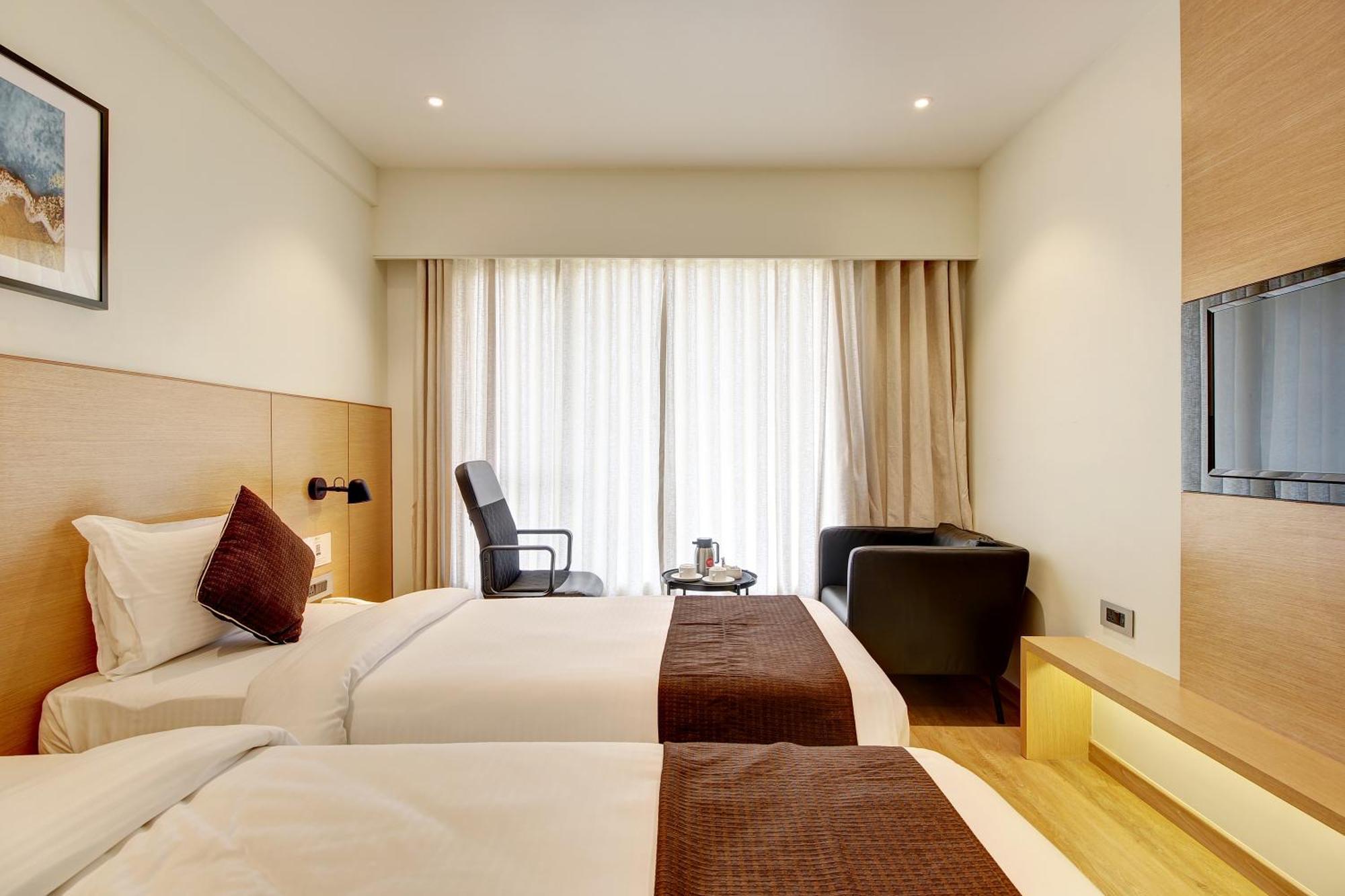 Hotel Mumbai House Ghansoli, Navi Mumbai Exterior photo